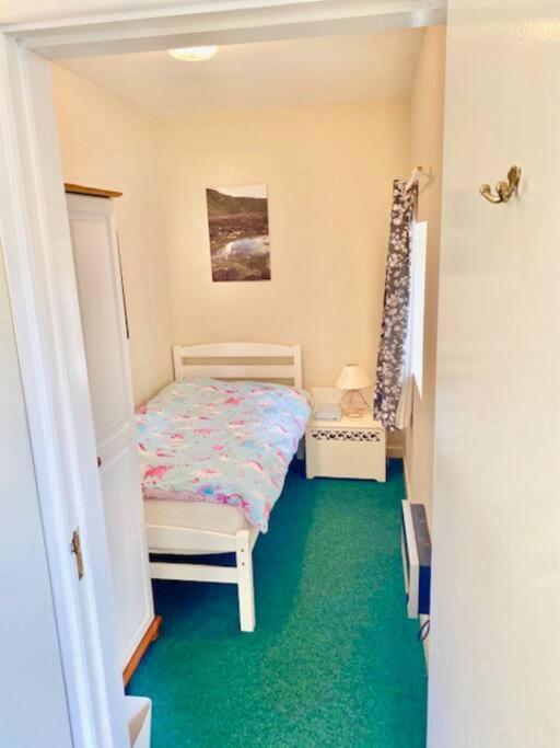 Cosy 2 Bed Cottage Next To Fota Wildlife Park Корк Экстерьер фото