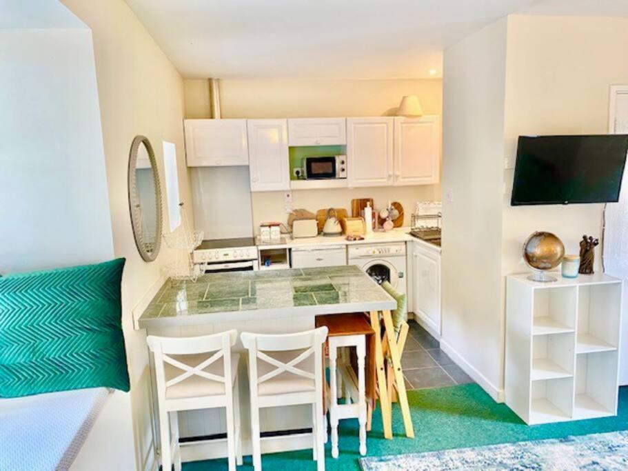 Cosy 2 Bed Cottage Next To Fota Wildlife Park Корк Экстерьер фото